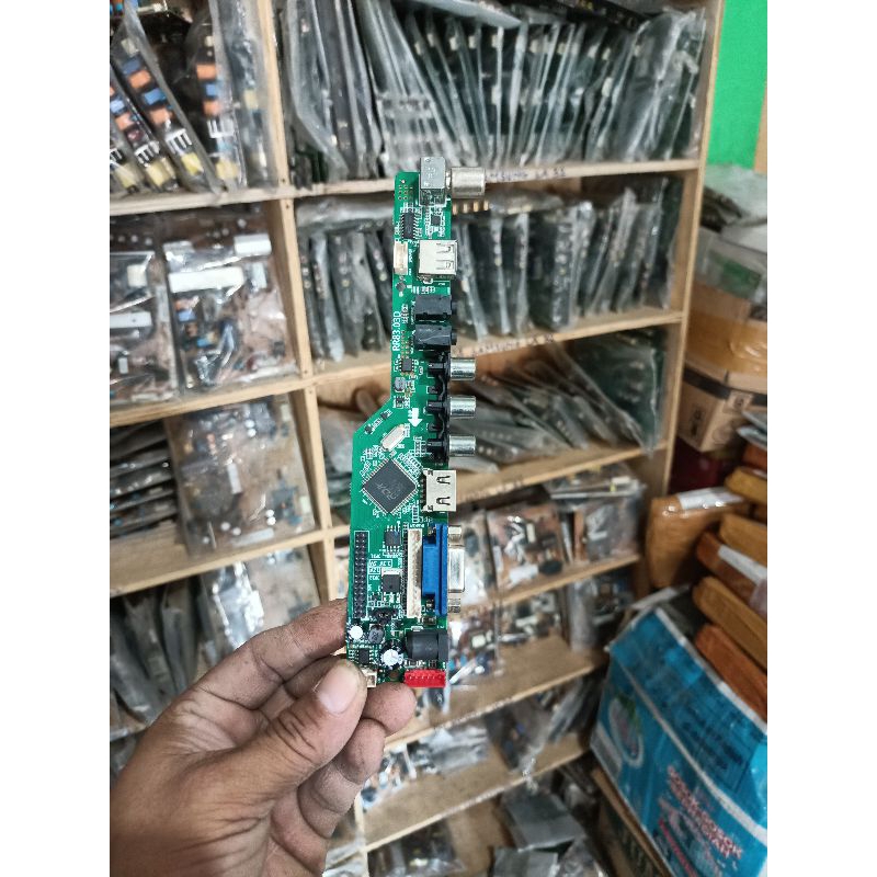 MB MOBO MAINBOARD MOTHERBOARD TV LED IKEDO(RR83.03D)