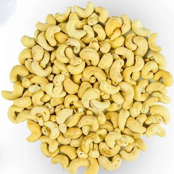 

Cashews / Kacang Mede Utuh 1 Kg