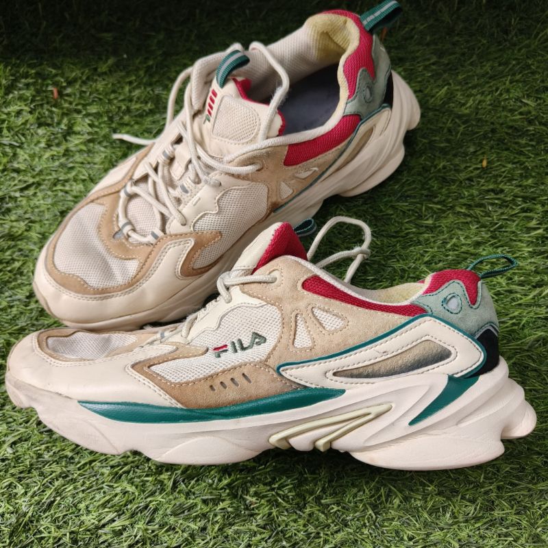 Sepatu Fila Running Trail Size 43 / 28 CM