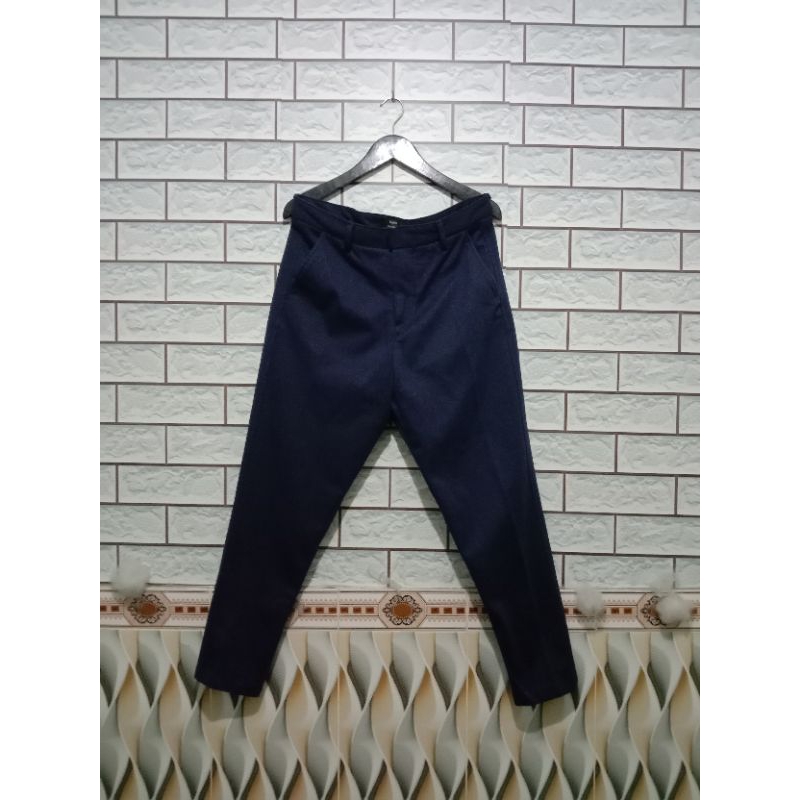 celana bahan slim fit bershka