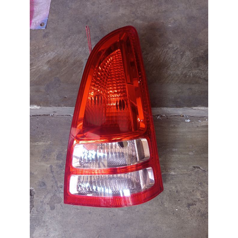 stoplamp inova 2005 2006 2007 2008 2009