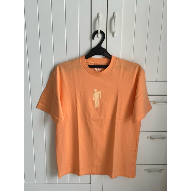 [ORIGINAL] Preloved Baju UNIQLO x Billie Eilish Kaos UT UNIQLO Billie Eillish Orange Size S