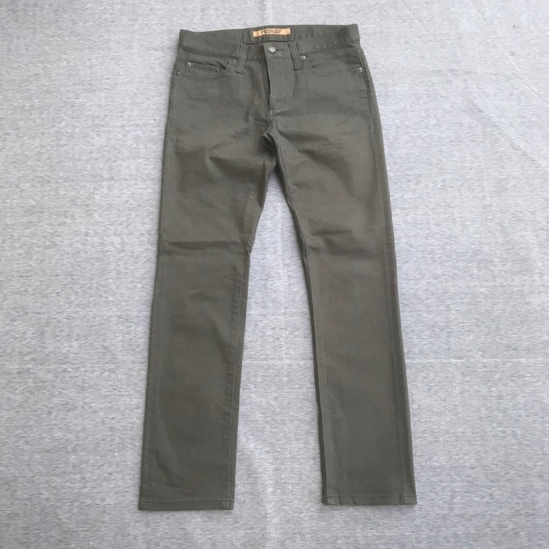 uniqlo T000 skinny fit ukuran 28