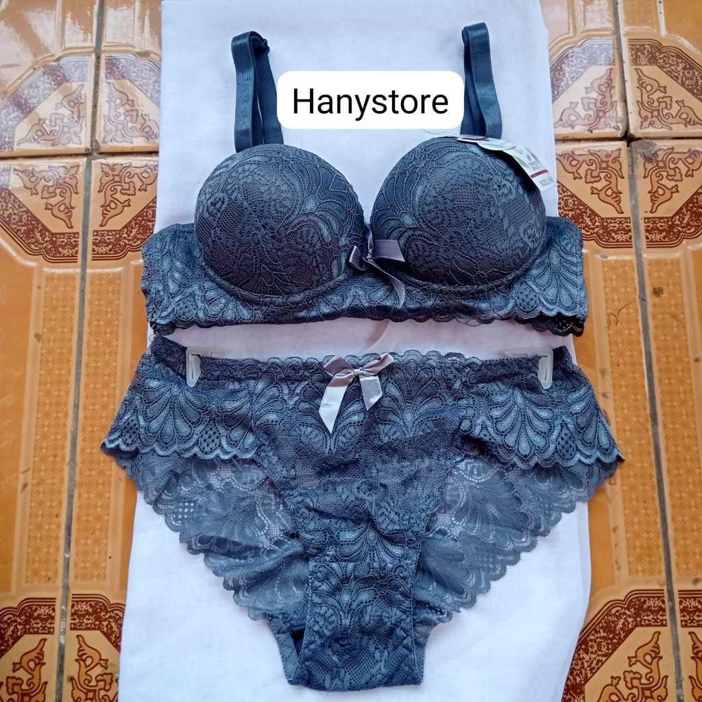BRA 1 SET CD / BRA CD / MODEL BRA TERBARU / BRA 1 SET DAN CD / DALAMAN WANITA