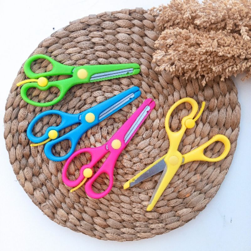 

GUNTING ANAK AMAN UJUNG TUMPUL | GUNTING STAINLESS STEEL