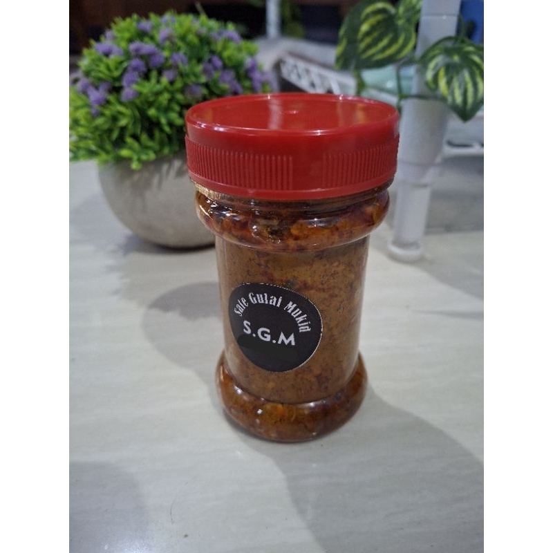 

bumbu gulai siap masak penuh rasa diracik dgn rempah-rempah pilihan (tanpa bahan pengawet)