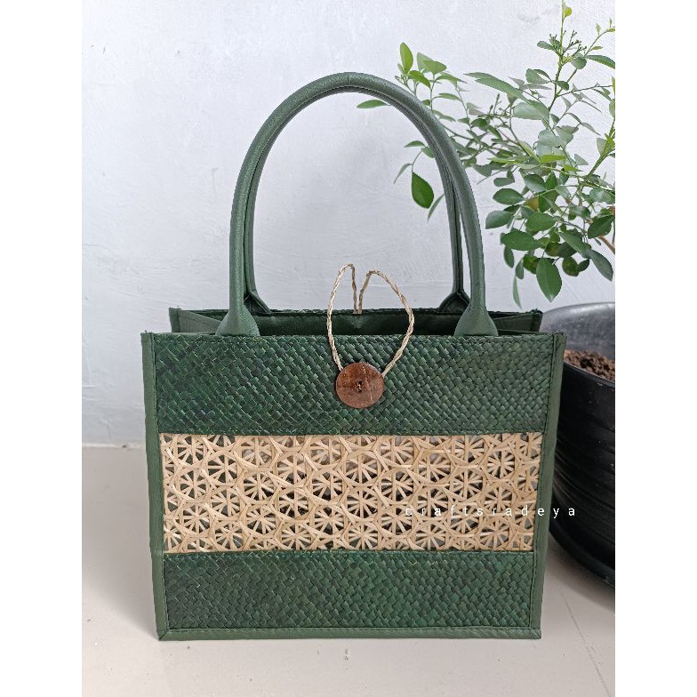 

MURAHV Tas Hampers 31525 Bambu Mika Kombinasi Anyaman pandan Tutup batok Tas Parcel Imlek Natal Idulfitri Termurah Berkualitas