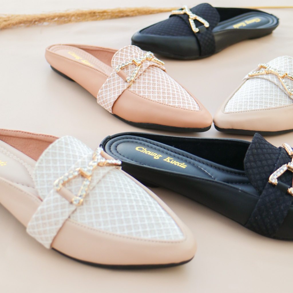 CHEUNG KUEDZ CLARESTA Sandal Bustong Flat bustong Wanita Sol Karet