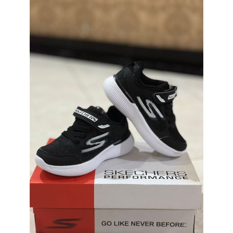 Skechers kids