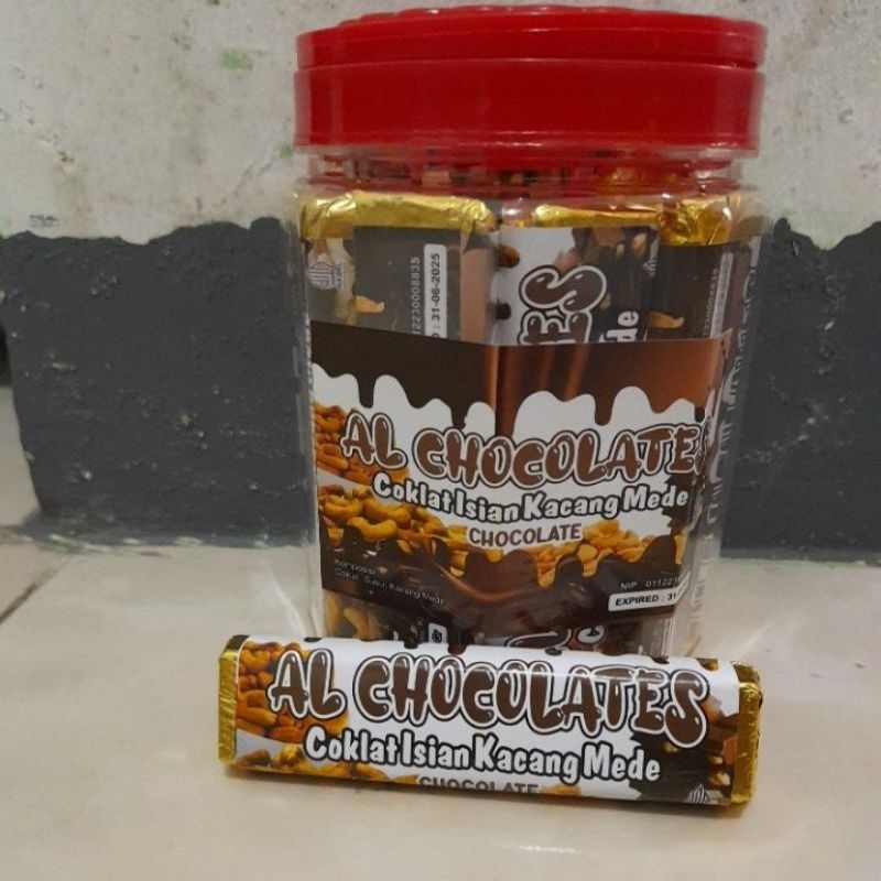 

Coklat Batang Alchocolates toples isi 22 Batang | Coklat Premium Isi 22 Batang | Coklat isi Kacang Mede