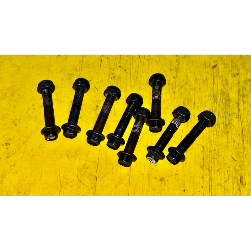 Baut Bracket / Dudukan Shock Belakang Vespa Matic