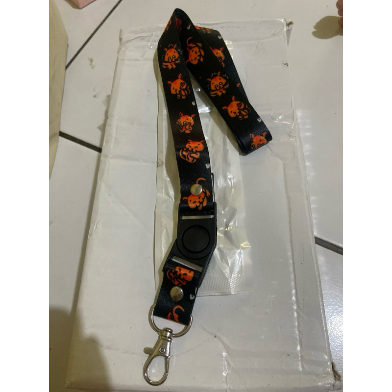 

lanyard crsl
