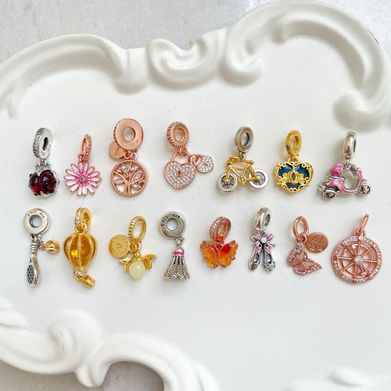 [READY STOCK] PREMIUM Pandora Charm 2 Firefly Glow In The Dark Butterfly Disney 100 Murano Limited E