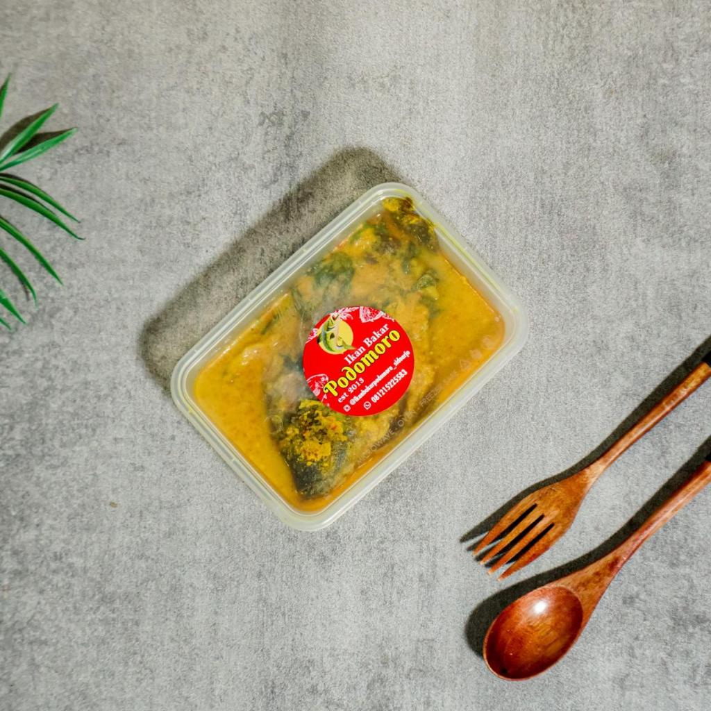 

Ikan Patin Kuah Kuning / Makanan Siap Saji / Ikan Segar