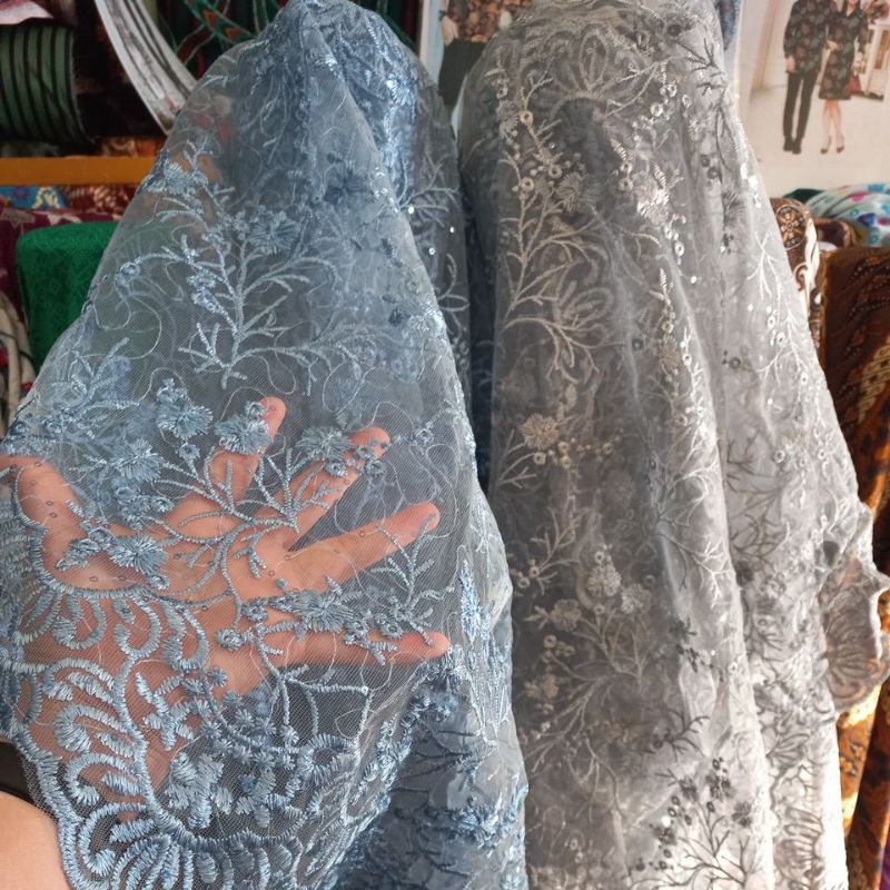 MURAH kain tile brokat meteran BIRU DENIM dan ABU SILVER gliter halus full bordir cantik mewah -50cm
