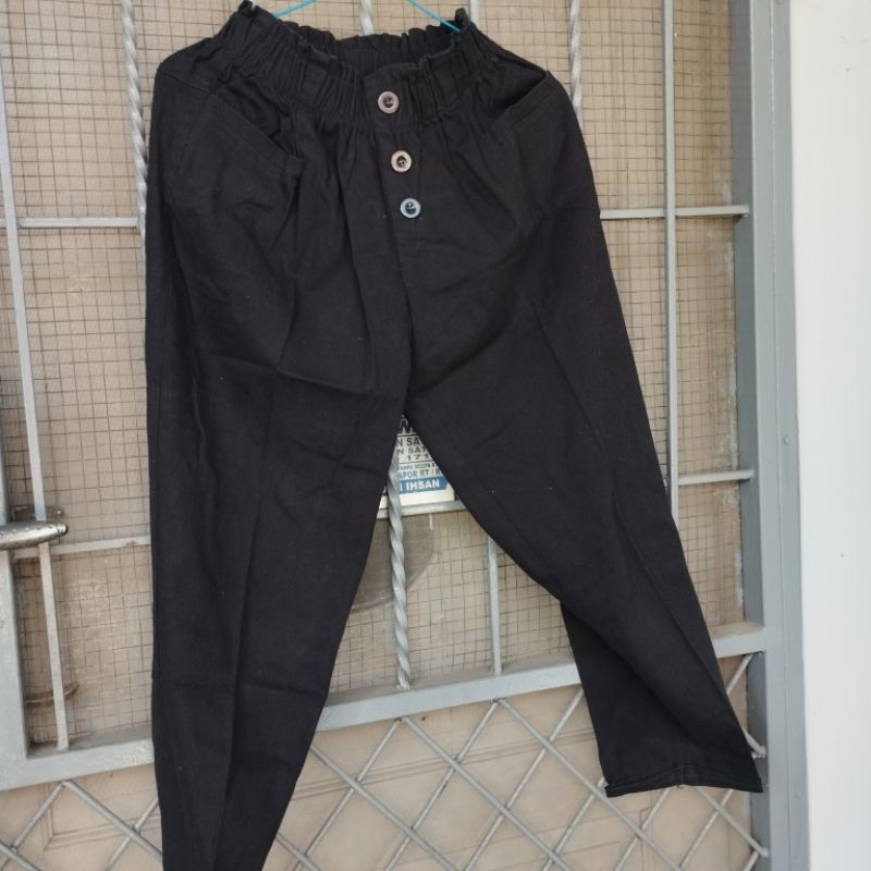 Preloved | Ankle pants hitam