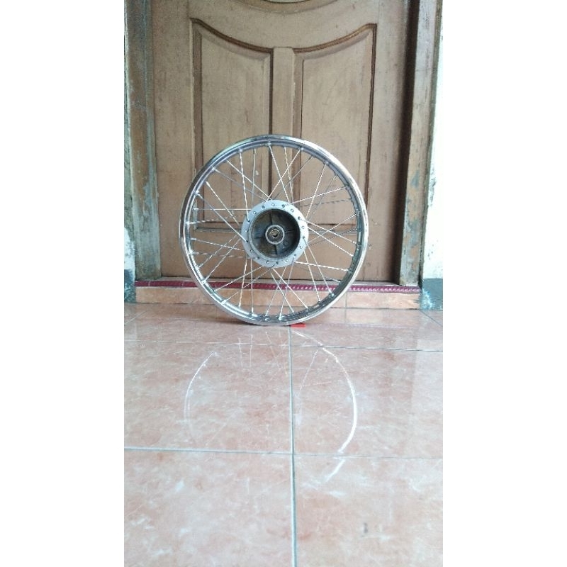 velg belakang karisma x125/roda belakang karisma x 125 original/velg honda karisma 125 supra x 125 t