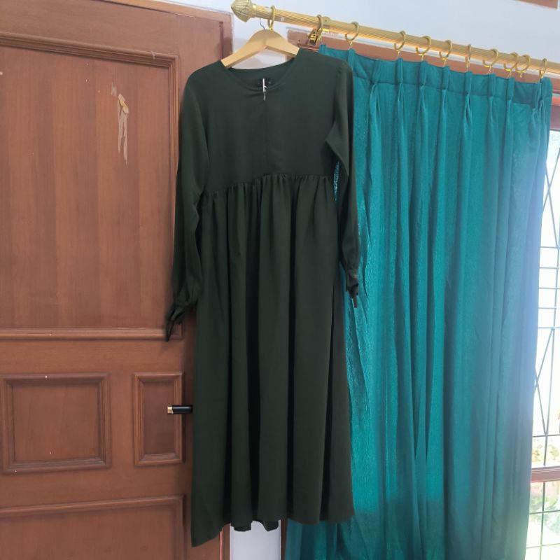 Lilura Ditsy Dark Olive Size M Preloved