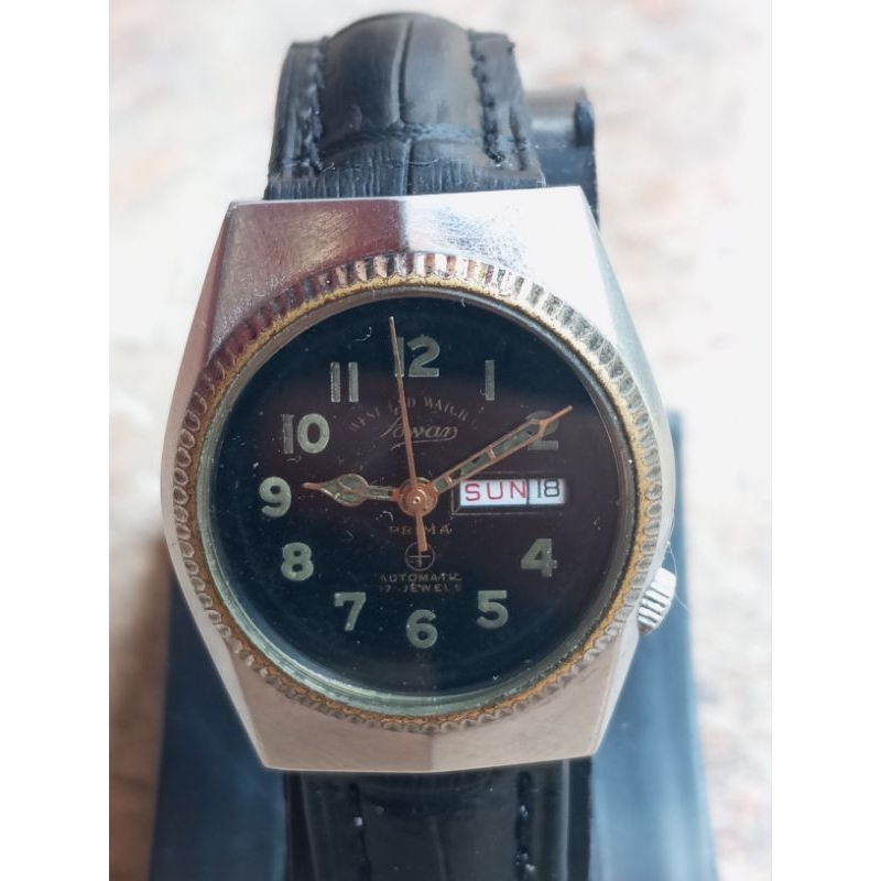 WEST END WATCH Co Sowar Boy Size Vintage Watch
