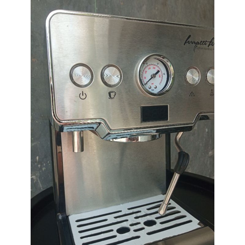 Mesin Kopi Ferrati Ferro