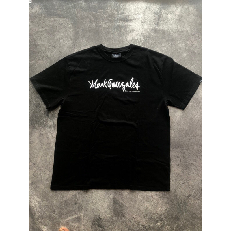 Kaos MarkGonzales