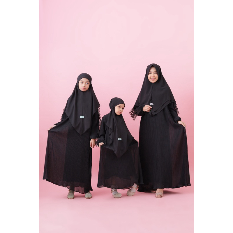 Kopuka Kids - Asma gamis set jilbab ibu dan anak baju muslimah gamis hitam untuk umroh gamis plisket