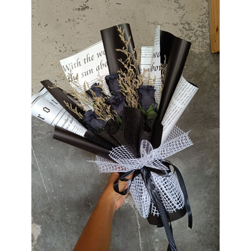 buket bunga mawar hitam black rose bouquet artificial bunga palsu