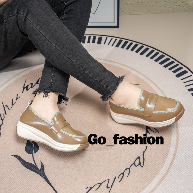 Sepatu Sendal Slip On Wanita Import Sepatu Sendal Mules Perempuan Terbaru sepatu ibu guru