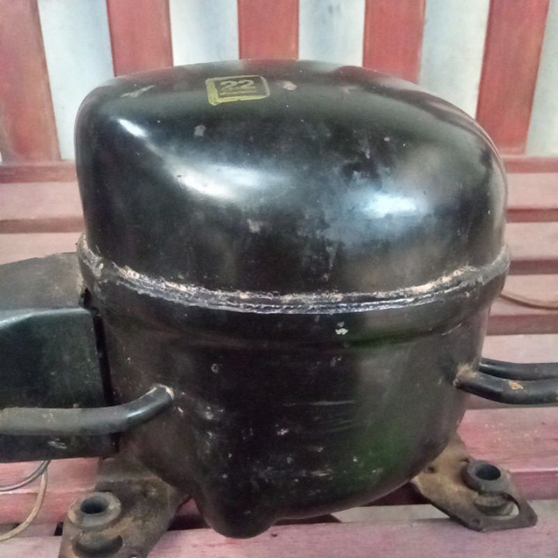 kompresor kulkas toshiba 1 pintu