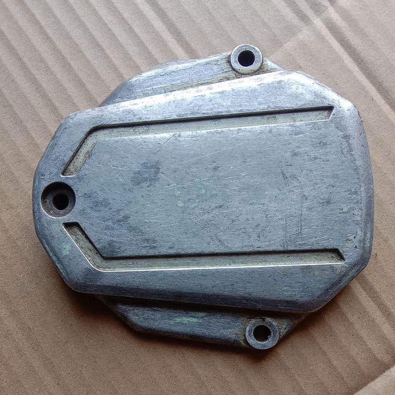 tutup cover oli pom bak kanan kopling Yamaha RX king asli original lepasan