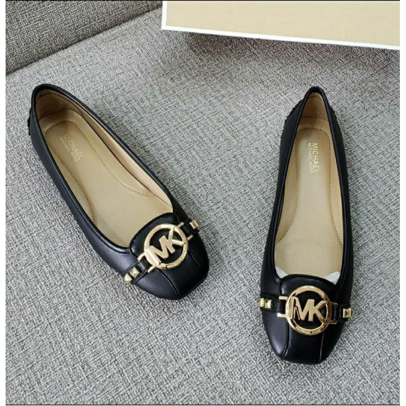 Vilovette - MK Fulton Flat Shoes Black Brown Vanilla