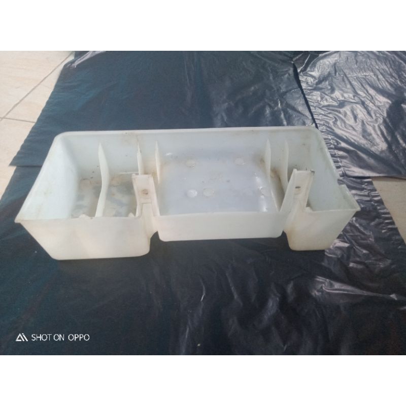 TAMPUNGAN AIR KULKAS LG 1 DAN 2 PINTU ORIGINAL COPOTAN