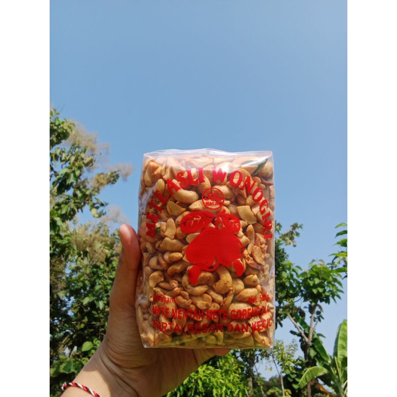 

kacang mede patahan goreng 500 gram