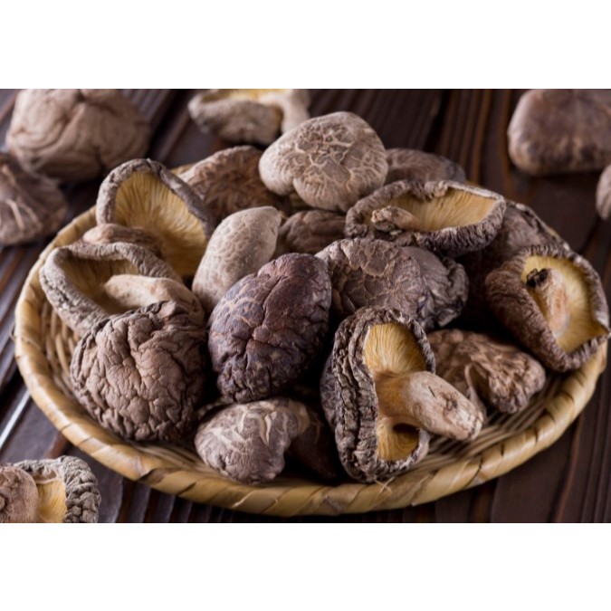 

JAMUR HIOKO SHITAKE KERING