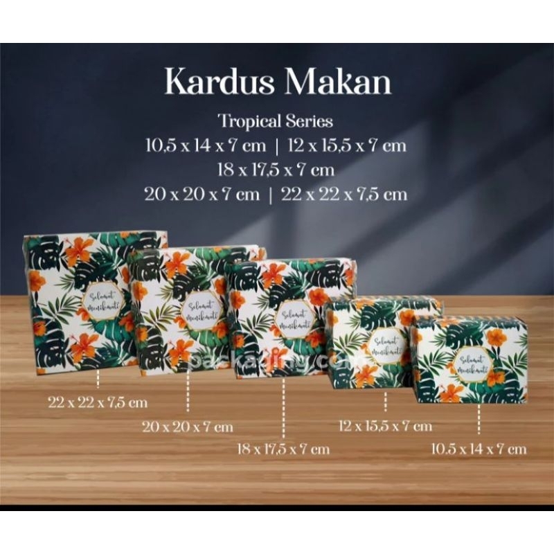 

ISI 10 PCS READY KARDUS BOX NASI KOTAK UKURAN 20 X 20 X 7 CM KARDUS KUE MOTIF TROPICAL MURAH SURABAYA