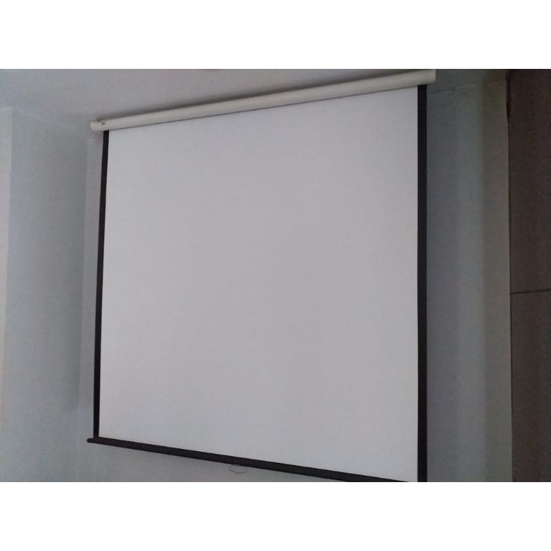Layar Proyektor Manual Gantung Wall 96 Inch/244×244cm
