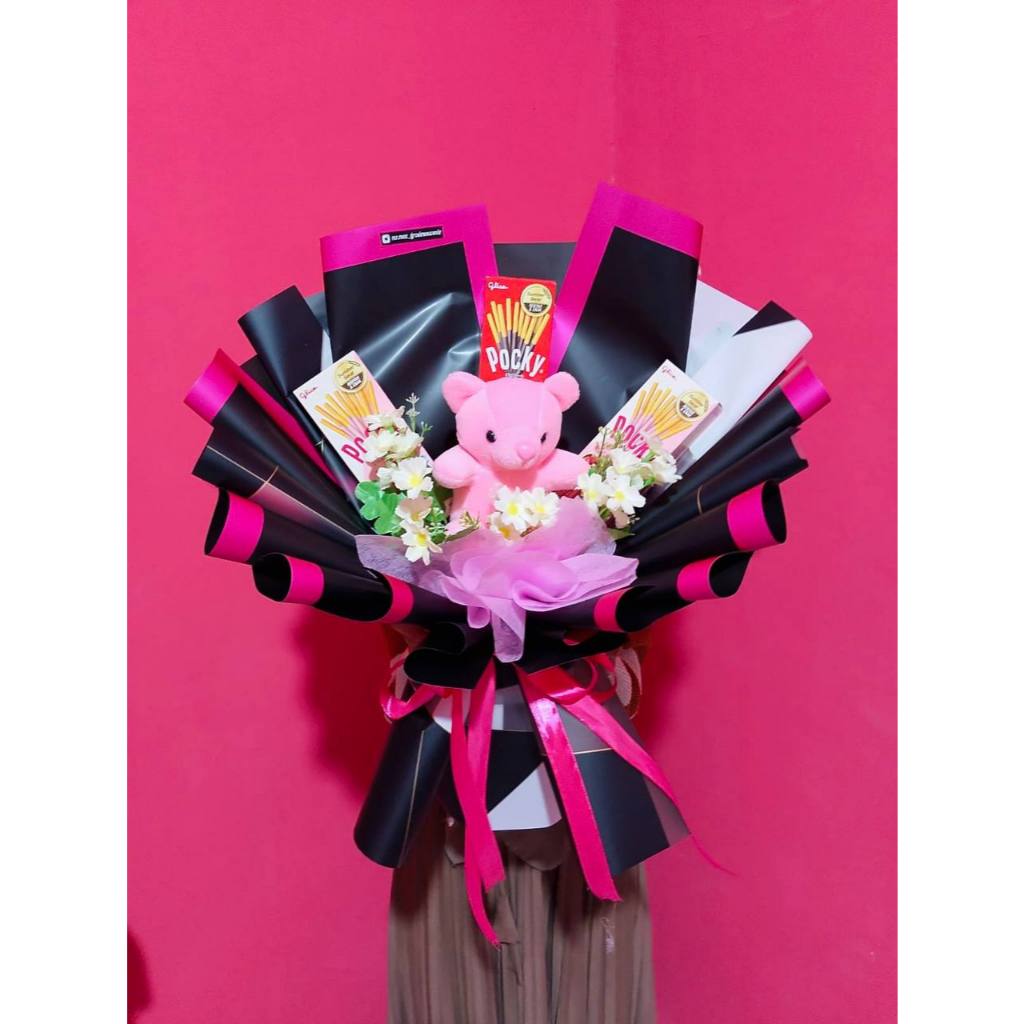 Buket Ultah Bucket Wisuda Coklat Pocky Buket Bunga Boneka