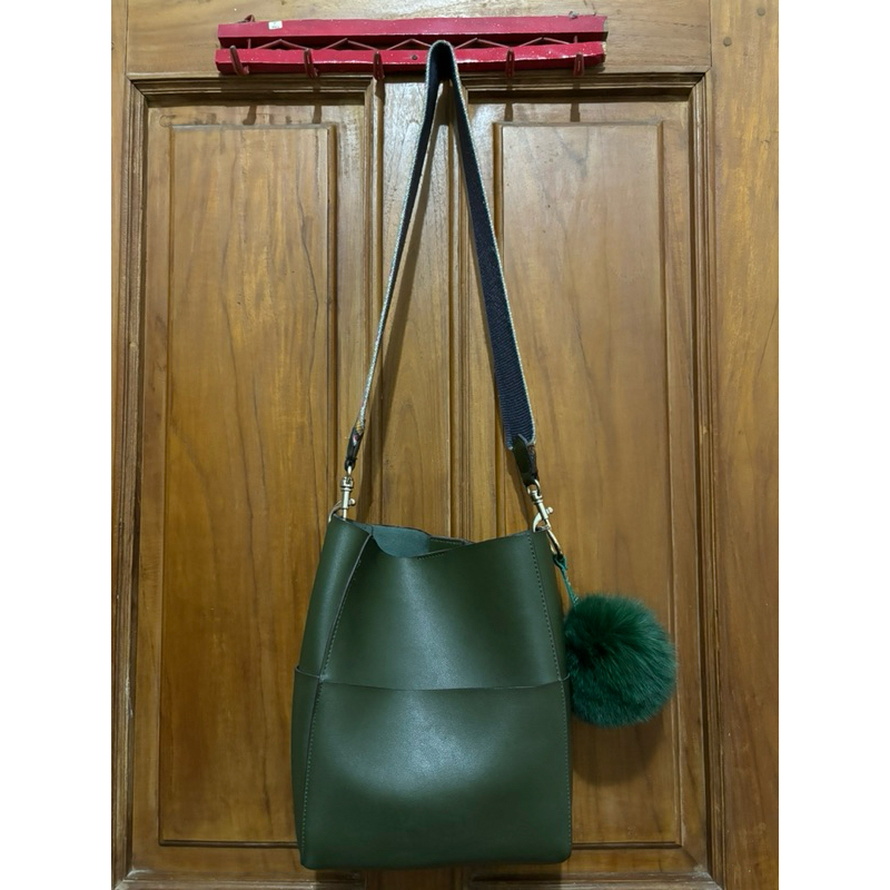 Preloved Tas Hush Puppies