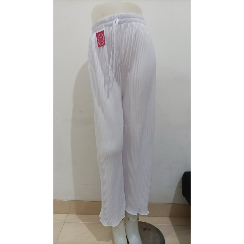 celana kulot plisket warna putih
