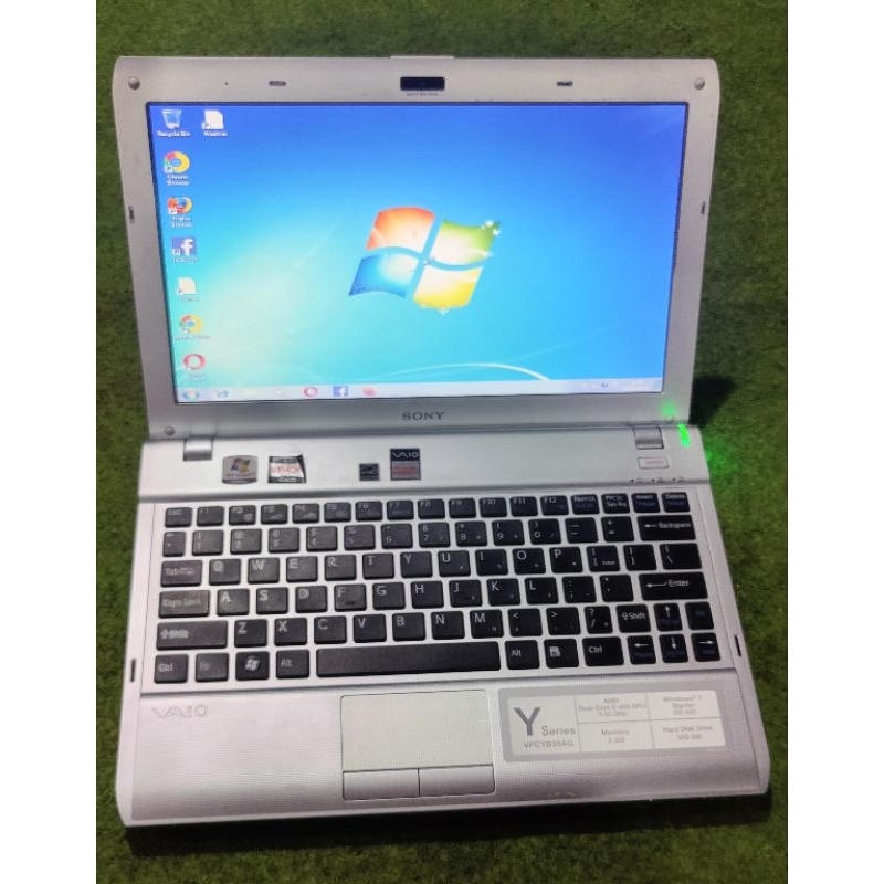 

SONY VAIO VPCYB Amd E450 Ram 4GB SSD128GB