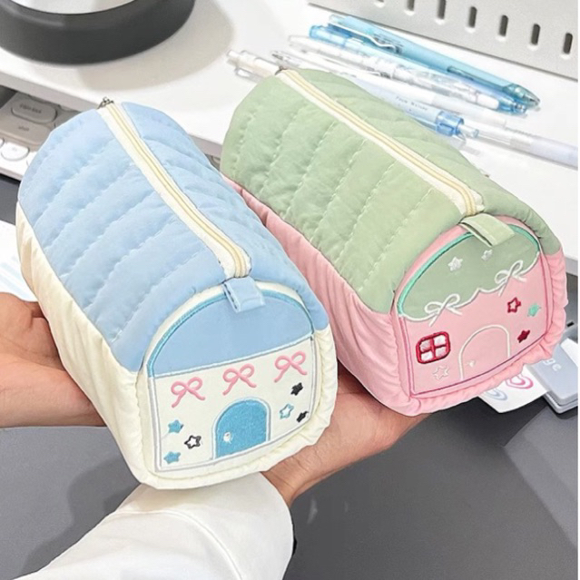 

KOTAK PENSIL CUTE AESTHETIC / KOREAN PENCSIL CASE PUFFY IMPORT PREMIUM / MAKEUP TRAVEL BAG KAPASITAS BESAR / POUCH ORGANIZER MULTIFUNGSI TRENDY MOTIF PITA LUCU