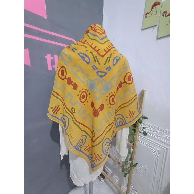 [ PRELOVED ] Hijab Segi empat TURKI turkey tyrex | hijab wanita cantik | dauky scarf