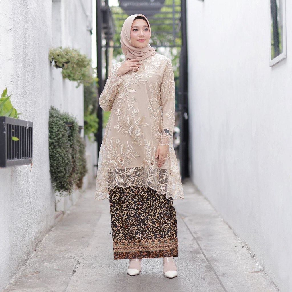 JUMBO READY / SET KEBAYA COUPLE AMELIA KEBAYA WANITA MODEL TUNIK BAJU KEBAYA BROKAT MODEL TERBARU KE