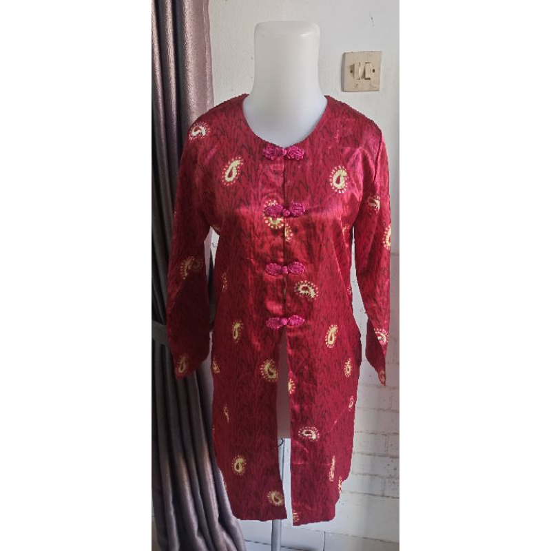 pl Long Kebaya jadul maroon Cantik Variasi kancing Shanghai masih Likenew