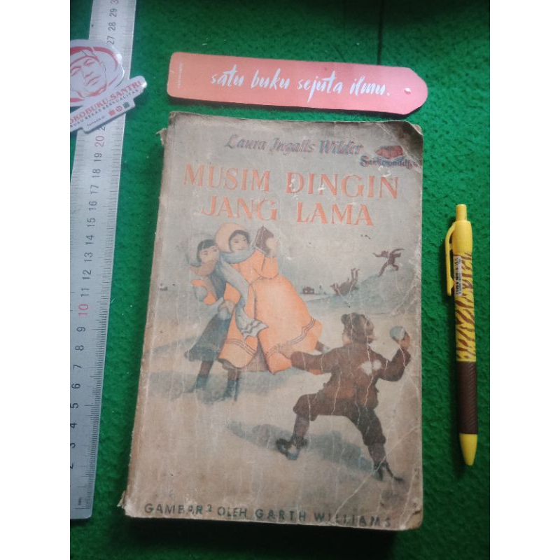 Buku Cerita Lawas Langka : Musim Dingin Jang Lama by Laura Ingals Wildir.