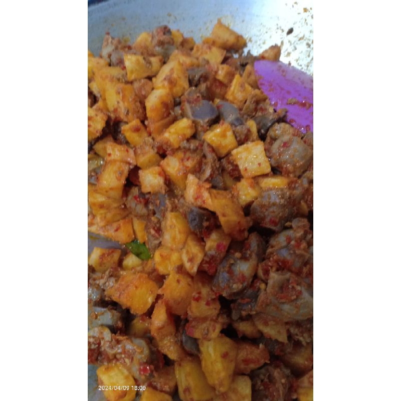 

sambel goreng kentang+hati empela
