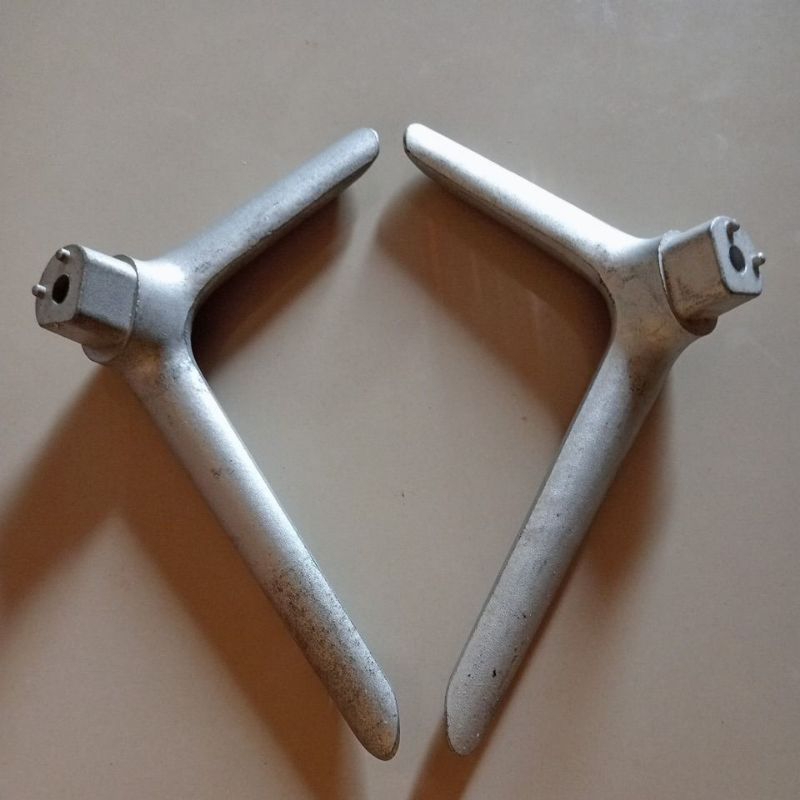 STAND KAKI TV CHANGHONG LED40D1000 40D1000