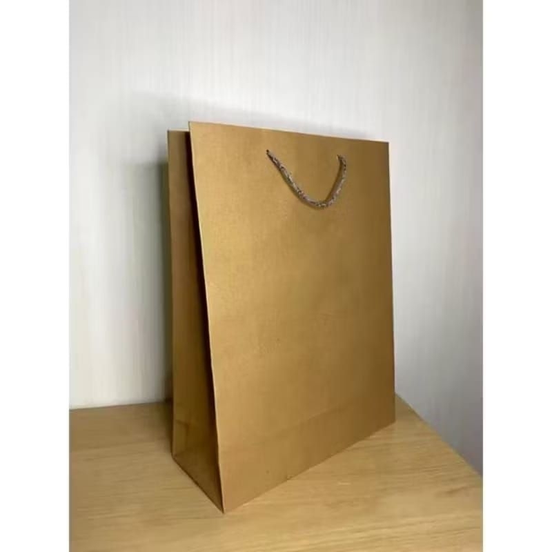 

Paper Bag 30x12x40 Polos Coklat Besar Paperbag Polos Tas Hampers Tas Hadiah Tas Souvenir Tas Kertas Tas mika Tas Kertas Murah Paper Bag murah Paperbag Murah