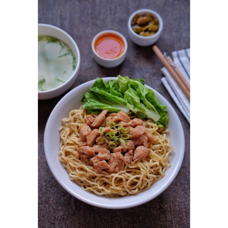 

BAKMI AYAM (2 PORSI)