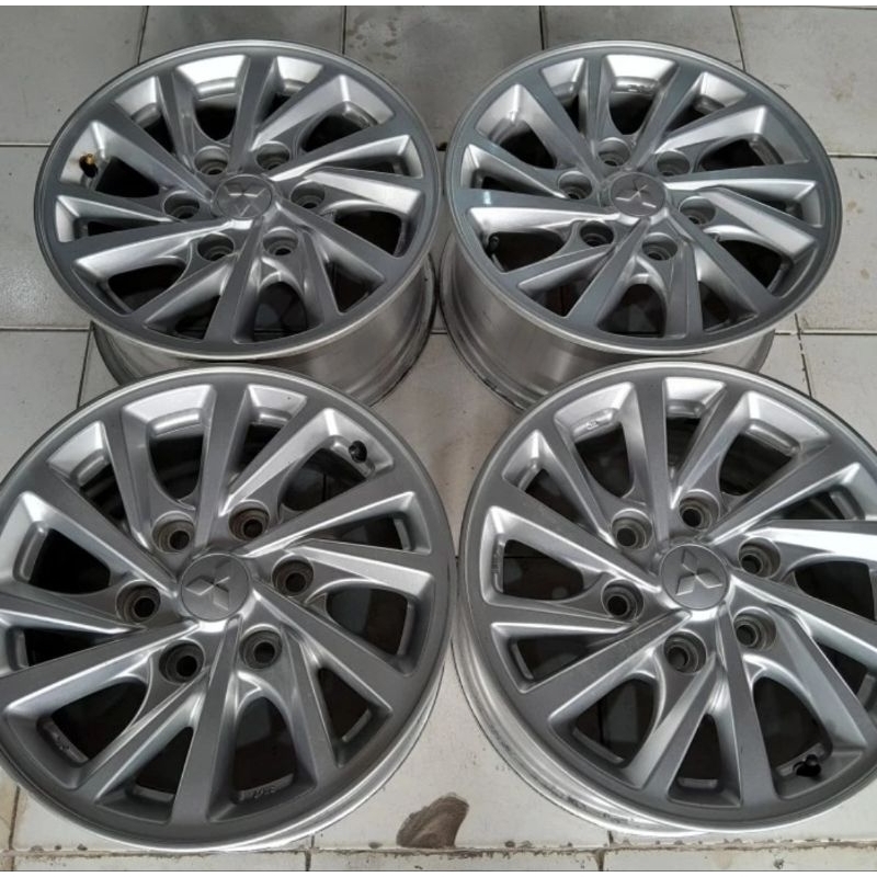 VELG PAJERO R.16 ( SATUAN )